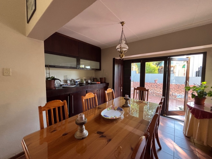 3 Bedroom Property for Sale in Pentagon Park Free State